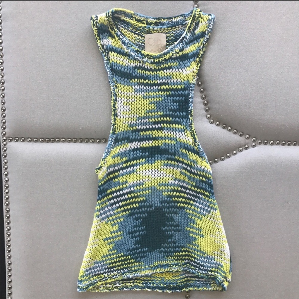 Chaser tank goes great w/ jeans or leggings💙💚